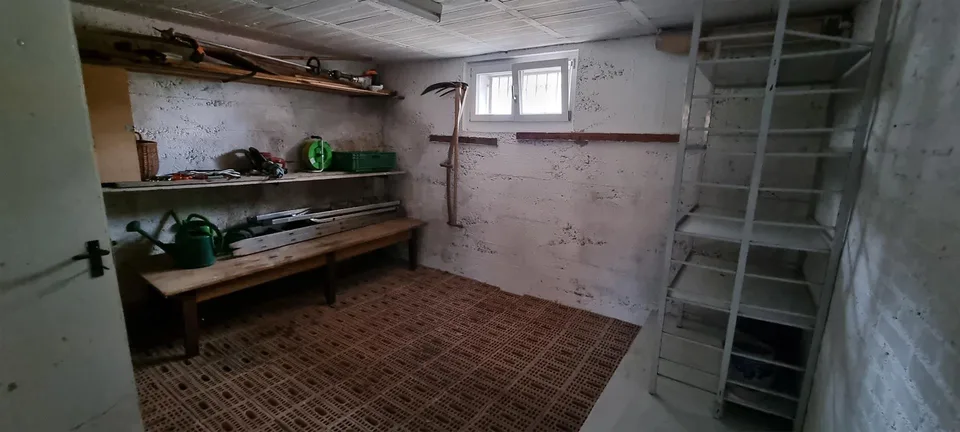 FAMILIENPARADIES IN GüMLIGEN: GROSSES GRUNDSTüCK, HELLE RäUME, RUHE. – Foto 11 von 12