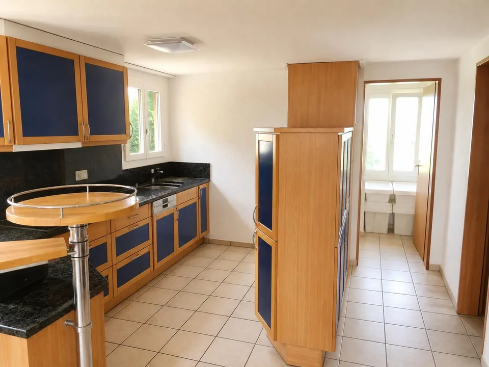 Charmante 5.5-Zimmer-Maisonette in ruhiger Hoflage, befristet