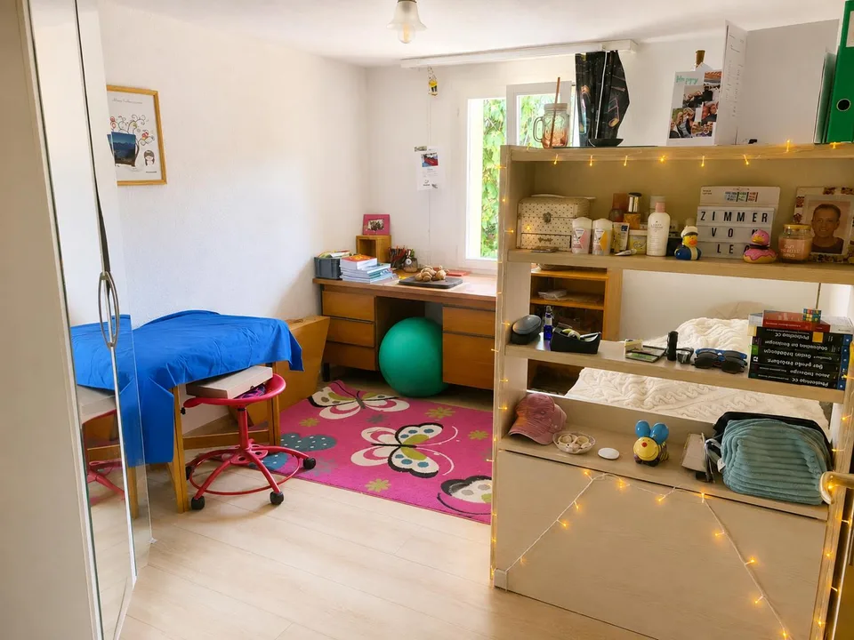 Charmante 5.5-Zimmer-Maisonette in ruhiger Hoflage, befristet