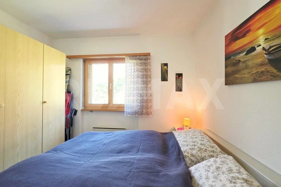 Appartement cosy de 2,5 pièces avec vue panoramique à Albinen ensoleillé – photo 8 sur 13