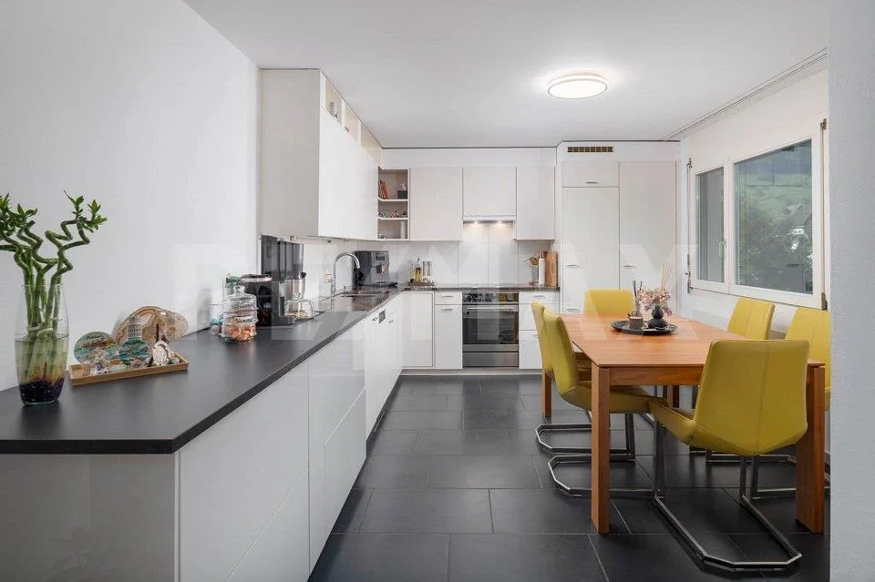 Gepflegte 4.5-Zimmerwohnung mit grossem Balkon zu kaufen! – photo 8 sur 14