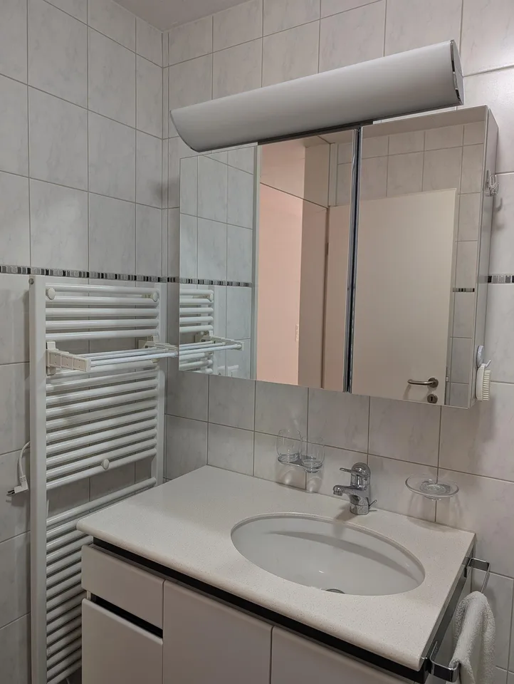 3-Zi-Whg mit eigenem Privatgarten / Appartement 3p. avec jardin privé – photo 9 sur 11