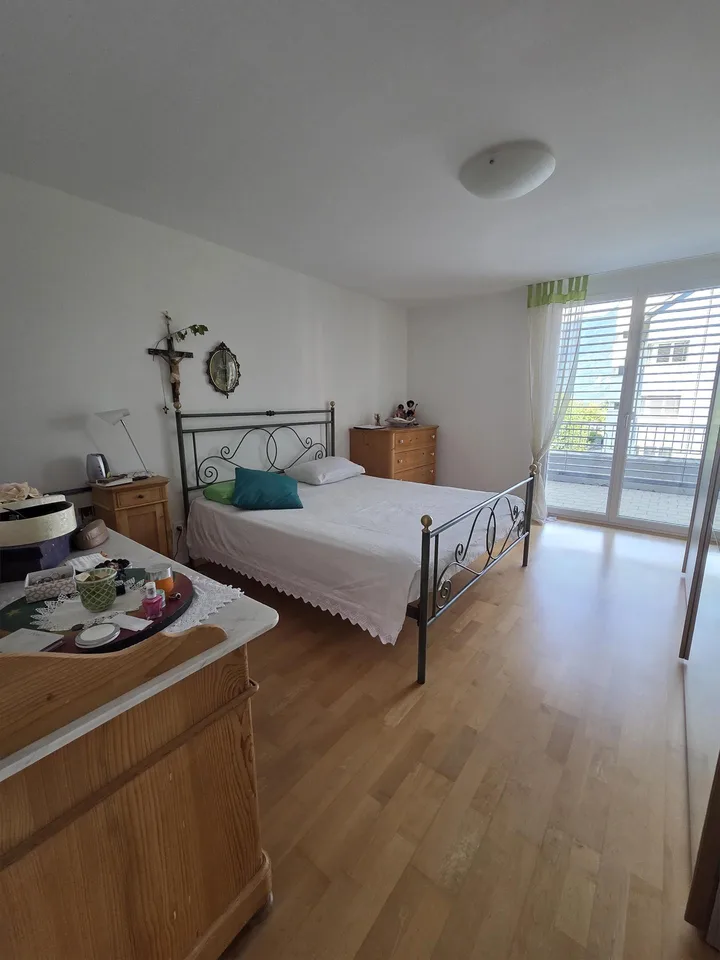 Einmalige Gelegenheit in Azmoos 4.5 Zimmer-Gartenwohnung zu verkaufen – foto 12 di 21