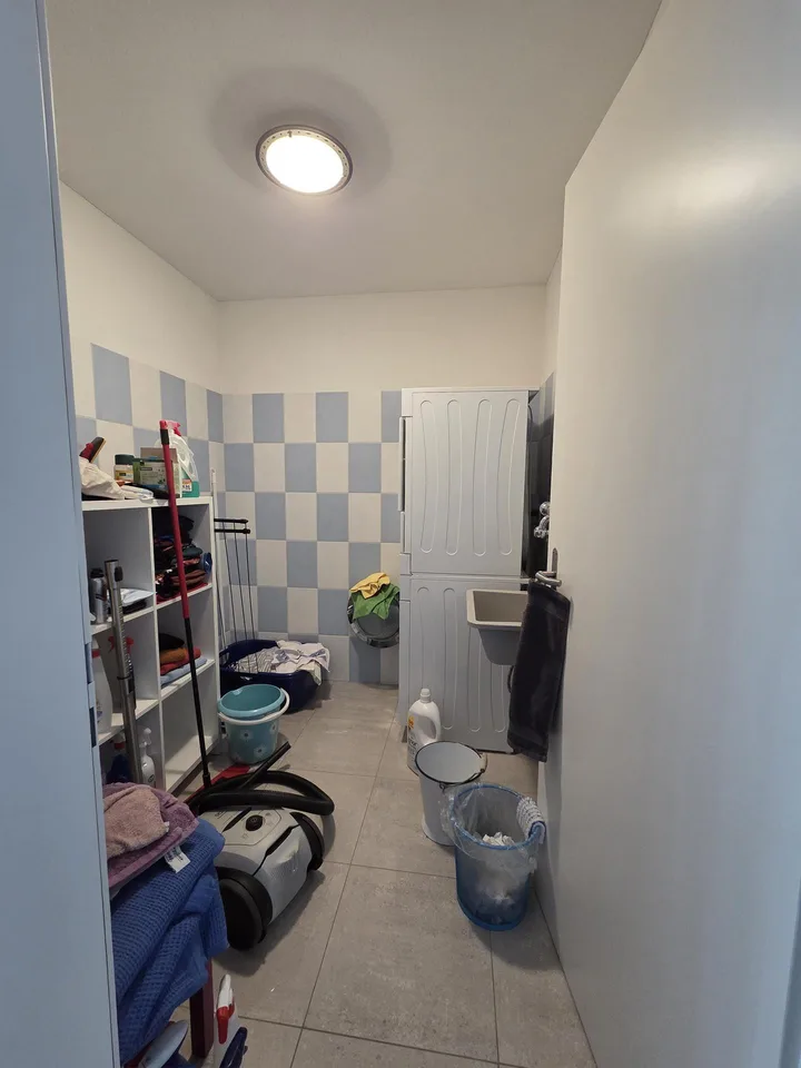Einmalige Gelegenheit in Azmoos 4.5 Zimmer-Gartenwohnung zu verkaufen – foto 17 di 21
