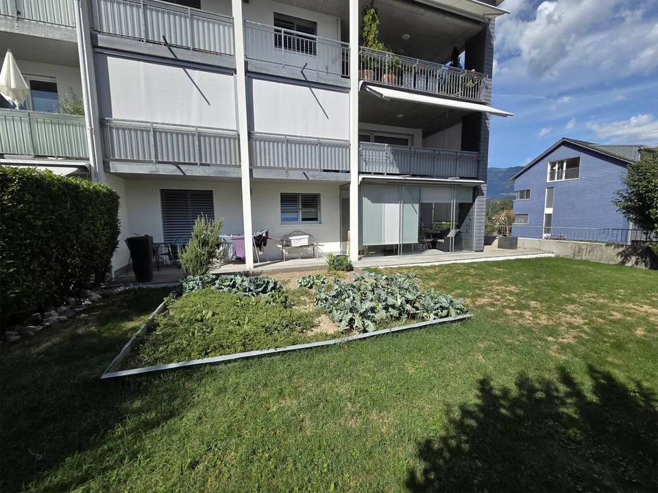 Einmalige Gelegenheit in Azmoos 4.5 Zimmer-Gartenwohnung zu verkaufen – foto 19 di 21