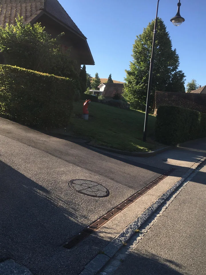 Wohnhaus und landwirtschaftliches Ökonomiegebäude – foto 3 di 12