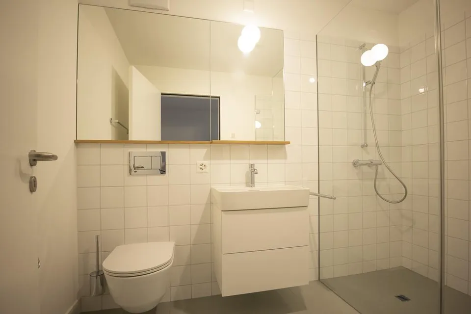 Moderne Wohnung mit grosser Küche und viel Licht – foto 4 di 6
