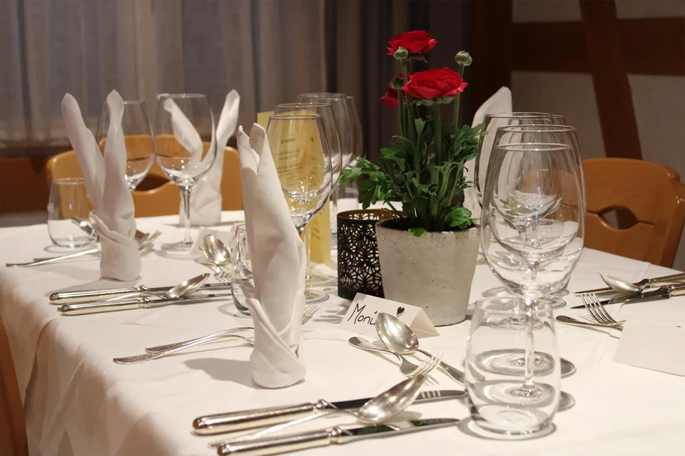 Restaurant Kreuz – Traditionsbetrieb in Ried bei Kerzers – Foto 3 von 9