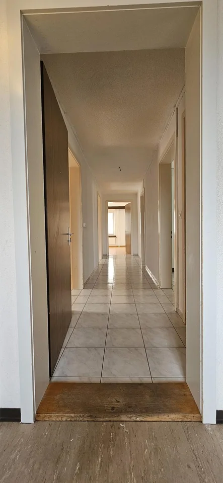 Grosszügige 5-Zimmer-Altbauwohnung in St. Gallen – foto 2 di 12