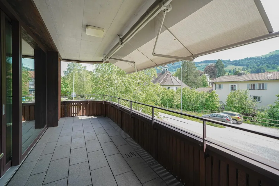 Moderne und Hochwertige 4.5 Zimmer Wohnung