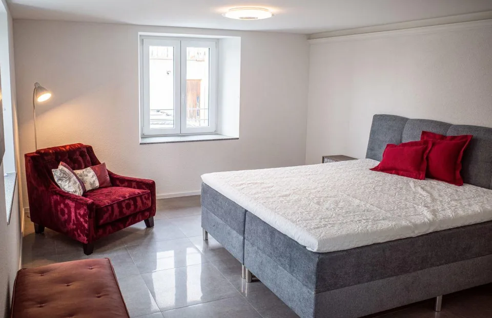 Moderne 4.5-Zimmer-Wohnung im Grünen mit Südbalkon