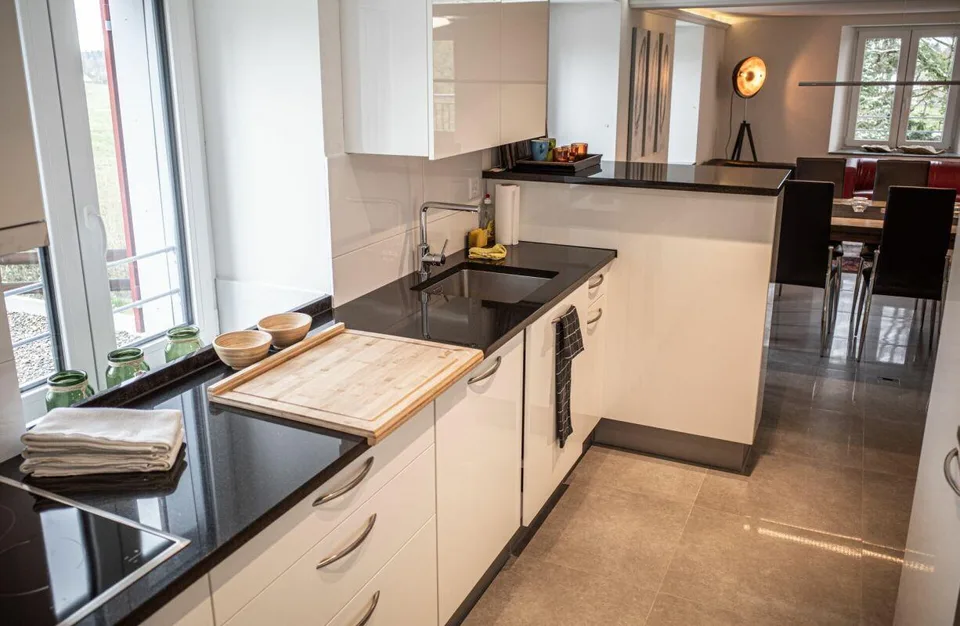 Moderne 4.5-Zimmer-Wohnung im Grünen mit Südbalkon