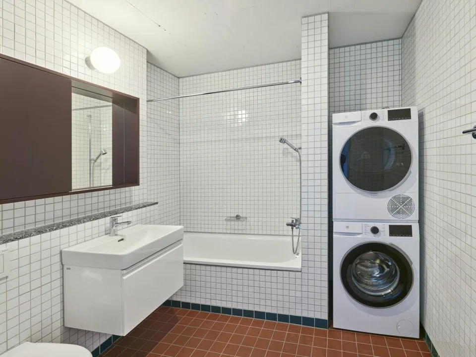 Appartement avec une hauteur de plafond de 3,24 mètres dans le projet de construction neuve "Chrüzacher" – photo 7 sur 12