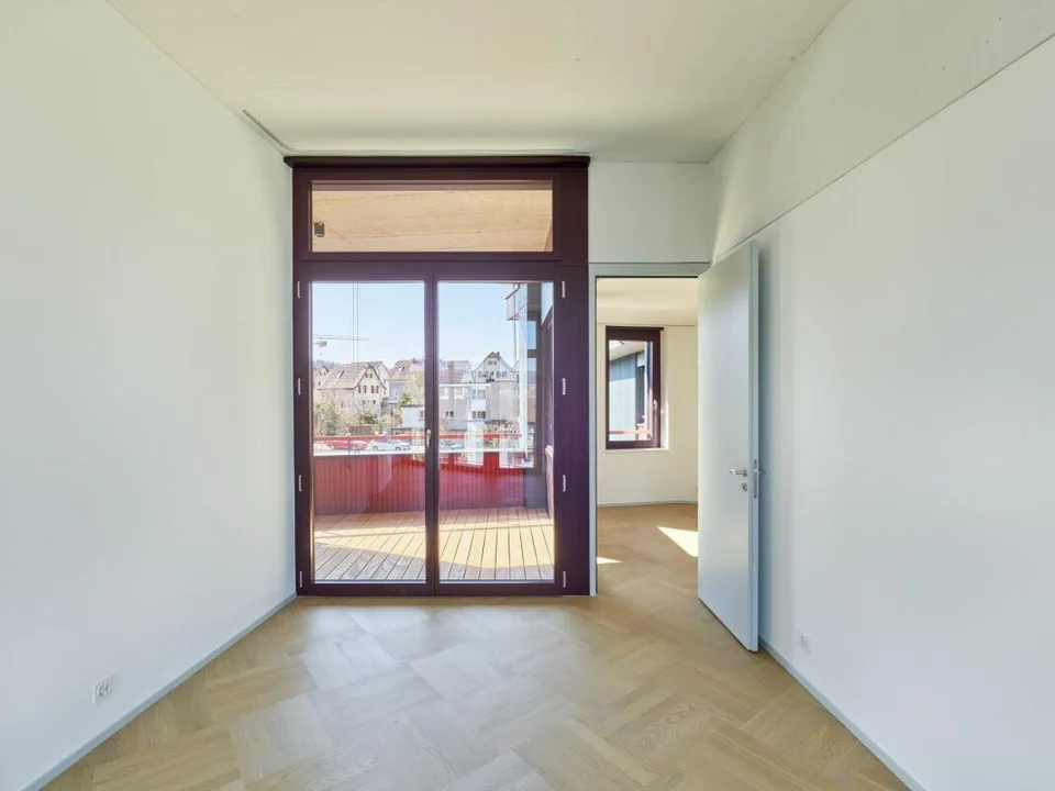 Appartement avec une hauteur de plafond de 3,24 mètres dans le projet de construction neuve "Chrüzacher" – photo 9 sur 12