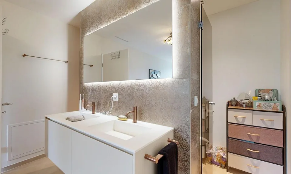 Elegante 3.5-Zimmer-Gartenwohnung auf zwei Etagen – Foto 8 von 11
