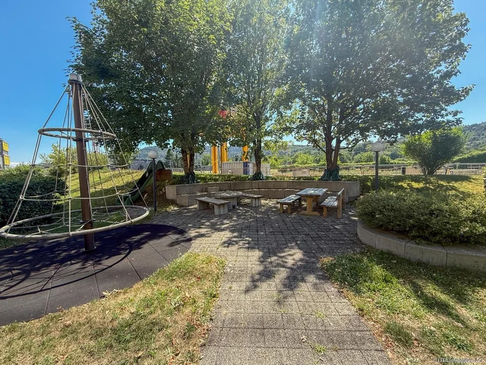 5.5-Zimmer-Attika mit Panorama, Ruhe und bester Infrastruktur – Foto 15 von 17