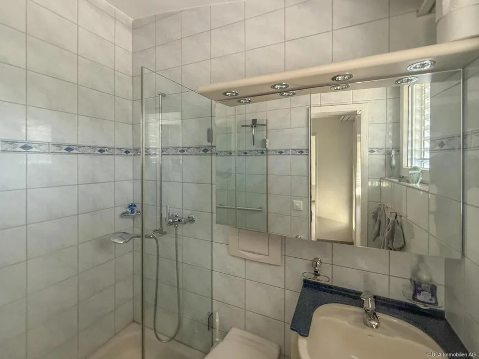 5.5-Zimmer-Attika mit Panorama, Ruhe und bester Infrastruktur – Foto 14 von 17