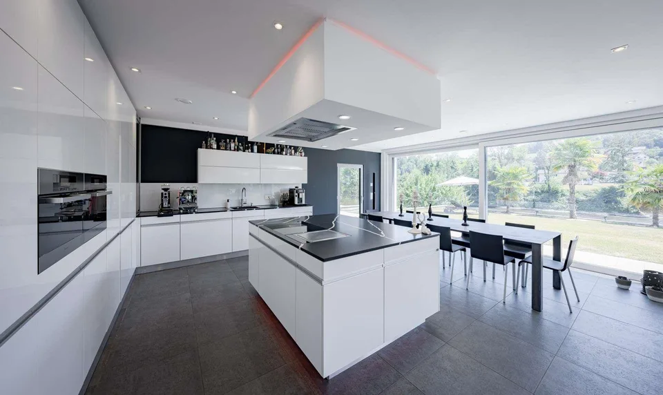 Einzigartige Villa direkt an der Aare - Exklusives Wohnen an idylli... – photo 4 of 9