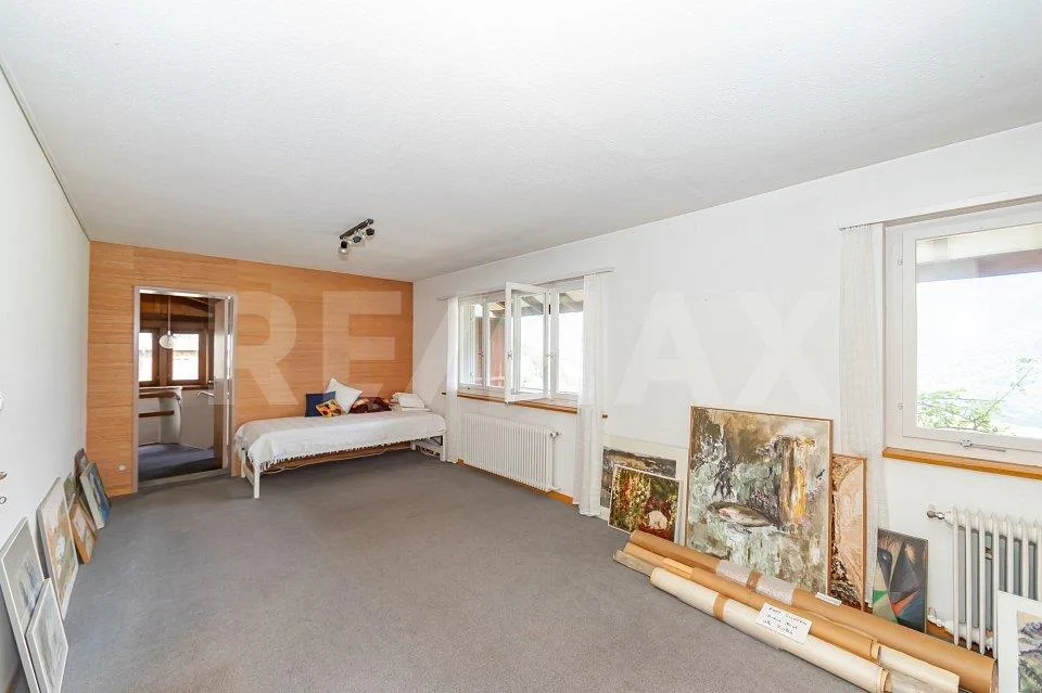 Maison unifamiliale indépendante dans un emplacement de vue inobstructable – photo 3 sur 13