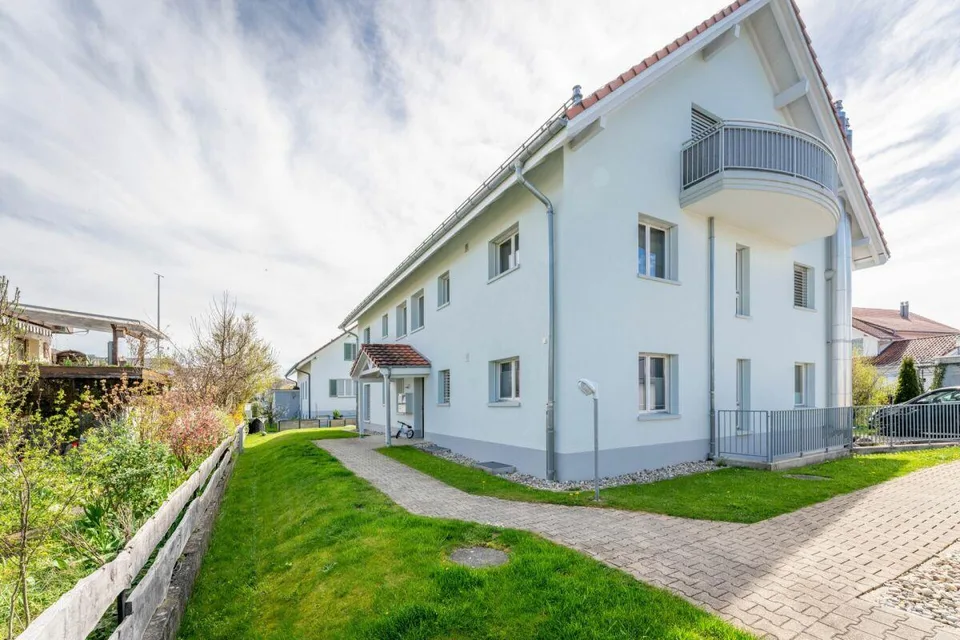 E ganze Stock för sech: sonnegi Familiewohnig – photo 9 of 9