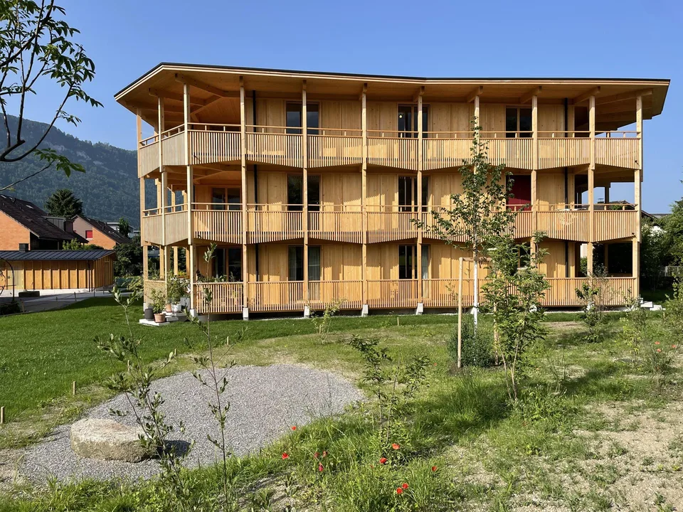Wohnen im idyllischen Vollholzhaus