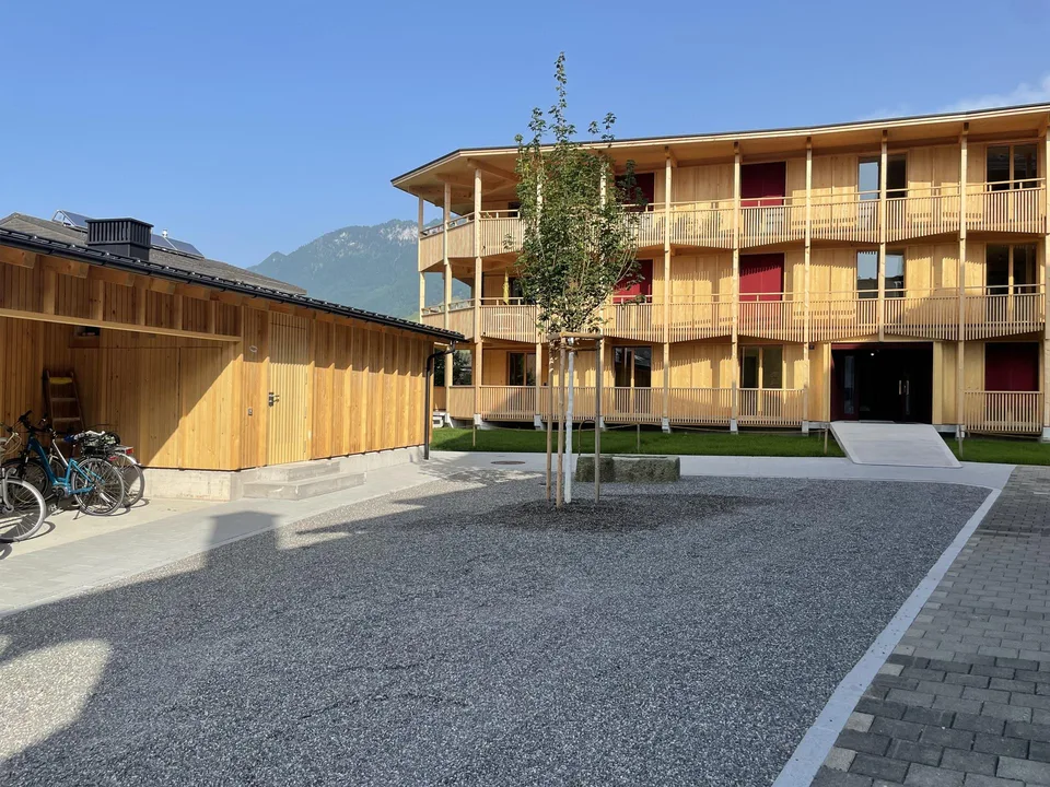 Wohnen im idyllischen Vollholzhaus