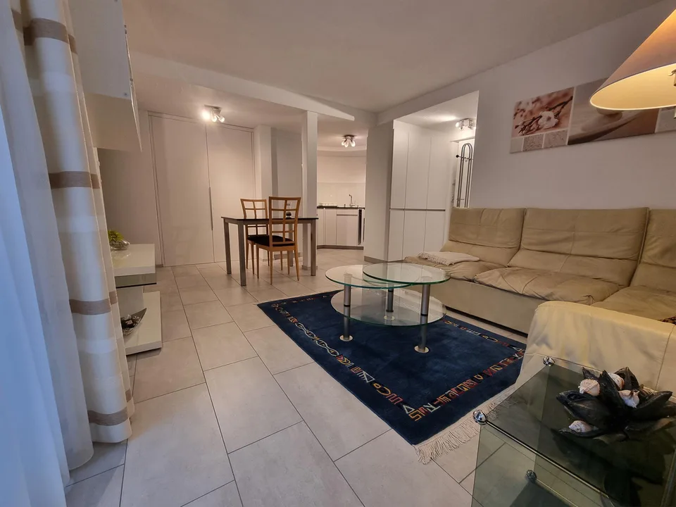 Extravagante, möblierte 2-Zimmerwohnung an sonniger Lage