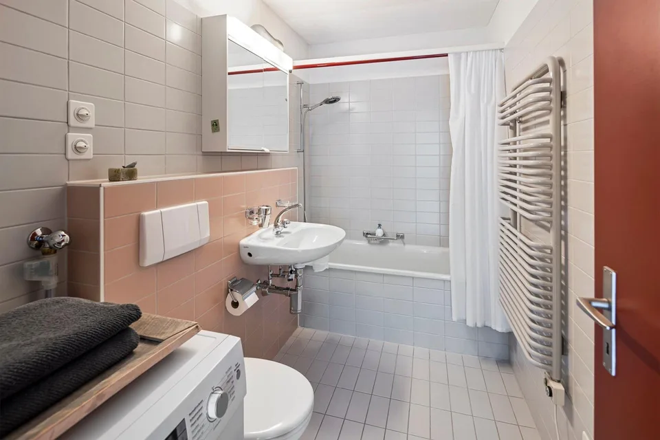 Wohn- & Ferientraum mit Zweitwohnsitzmöglichkeit inkl. 2 Garagenplätze – Foto 9 von 13