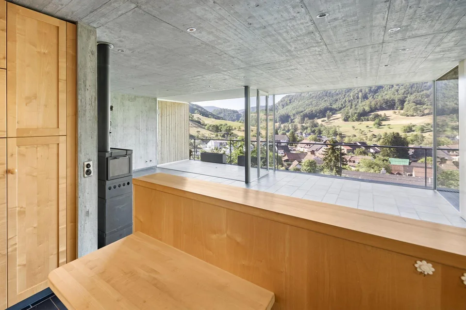 Familienfreundliche Wohnfühloase mit beeindruckender Aussicht – Foto 6 von 13
