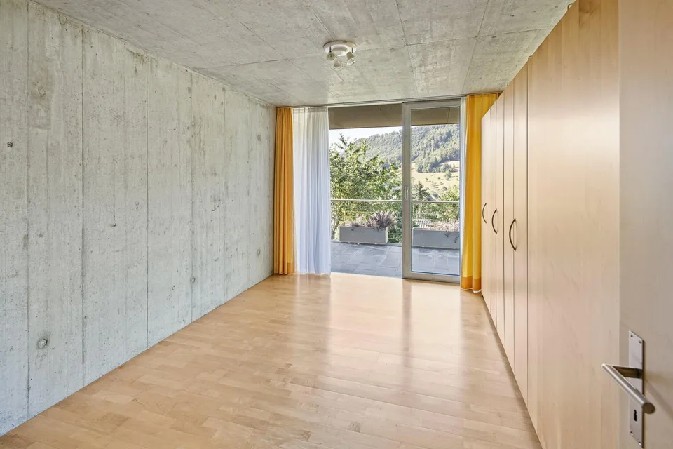 Familienfreundliche Wohnfühloase mit beeindruckender Aussicht – Foto 10 von 13
