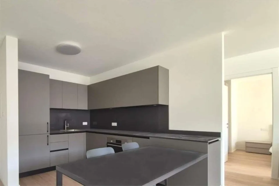 Chiasso 2.5 Locali Nuovi in Residenza di prestigio – Foto 2 von 7