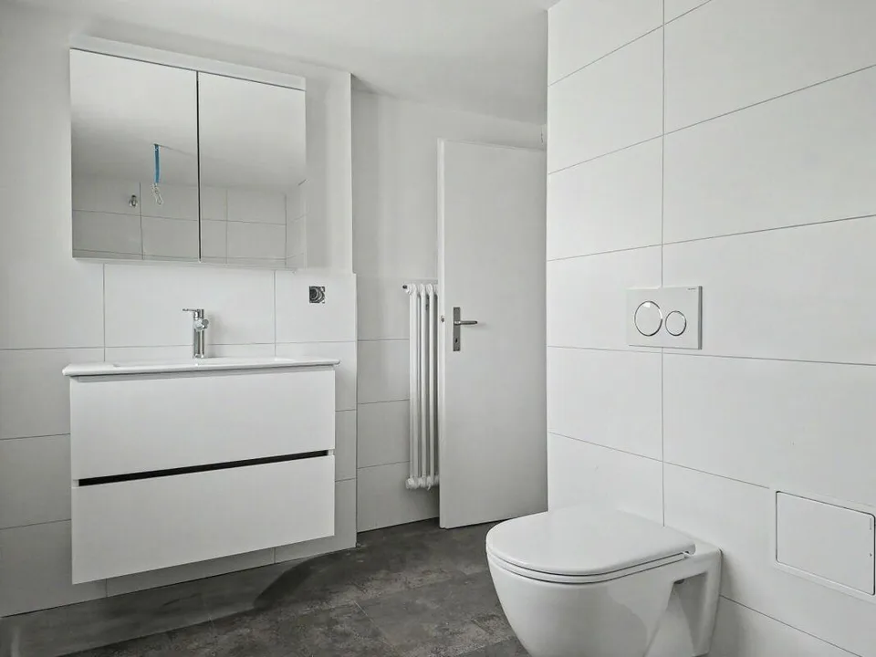 First-time rental of a renovated 4.5-room duplex apartment