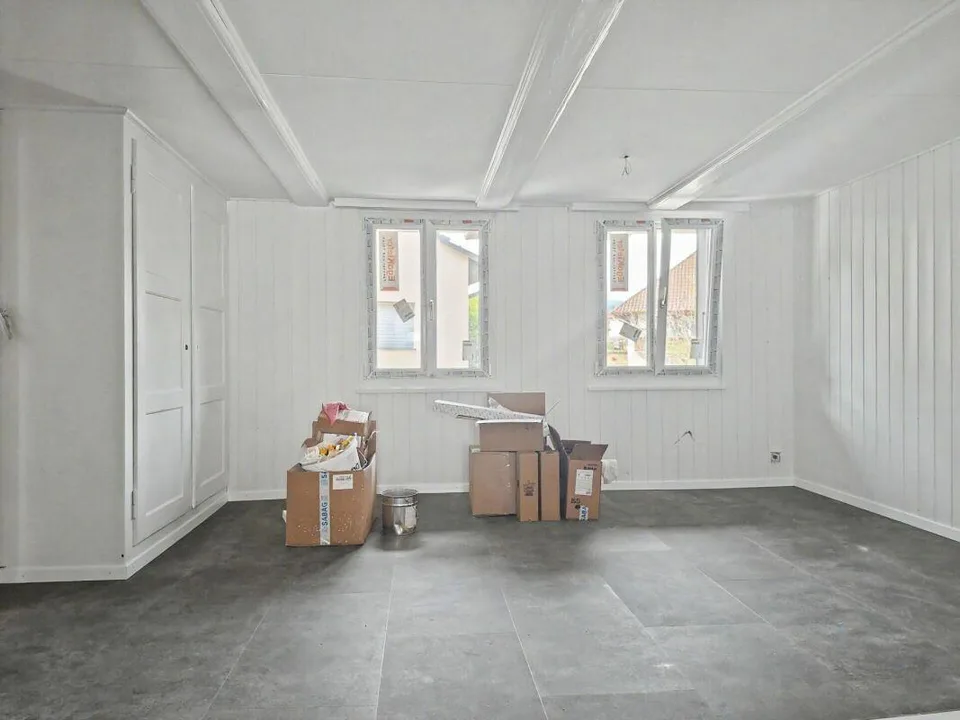 First-time rental of a renovated 4.5-room duplex apartment