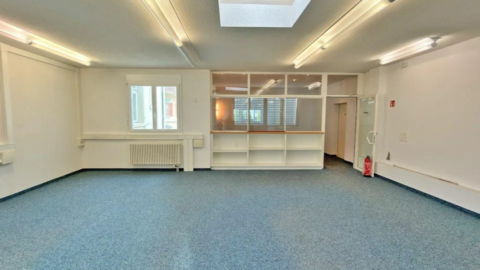 Attraktive Gewerbefläche mit ca. 130 m² - flexibel nutzbar an der Güterstrasse 6 in Feuerthalen – Foto 4 von 6