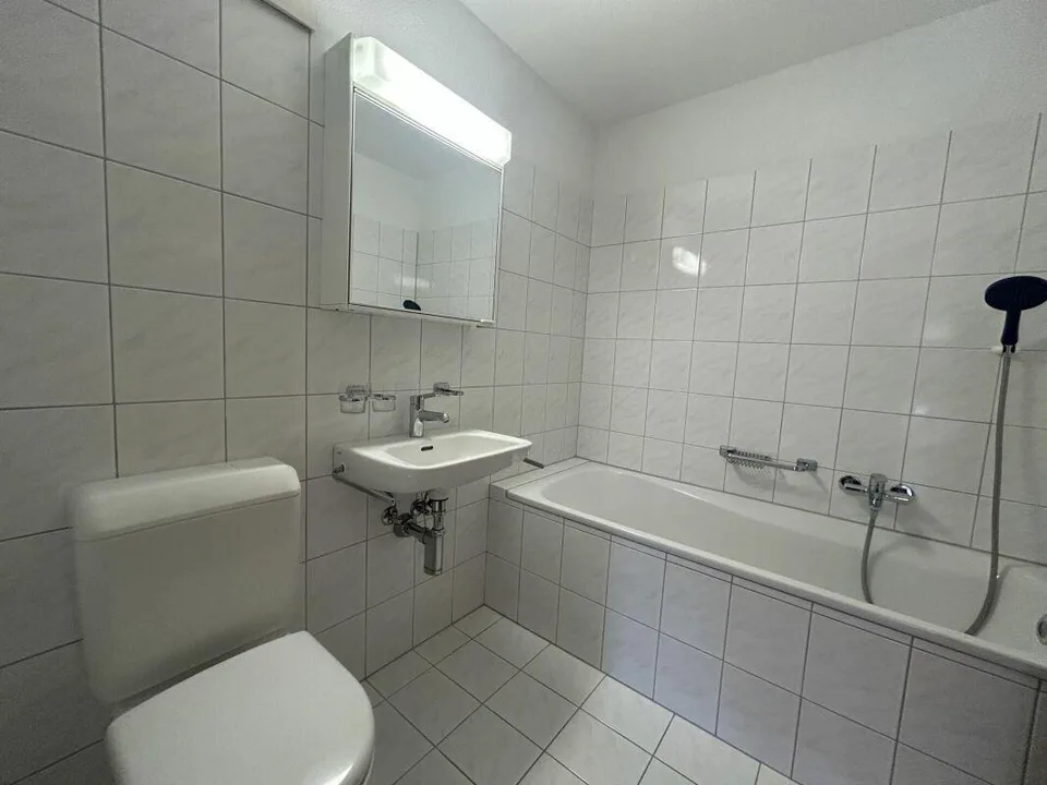 Wil / 4,5 locali 2° + 3° piano Est 24