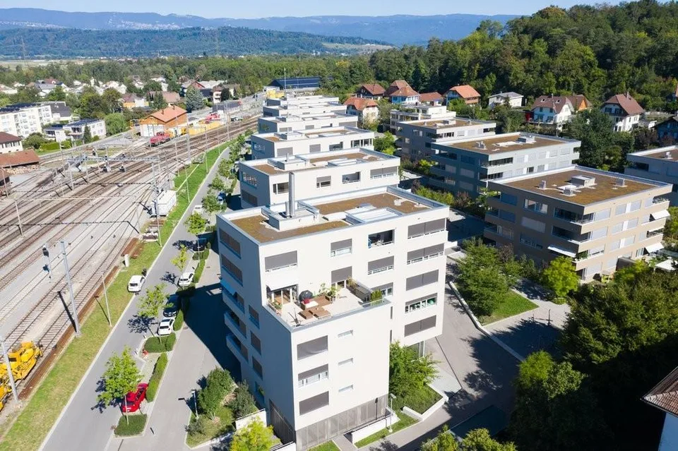 Ampio e moderno appartamento di 4.5 locali alla stazione di Lyss
