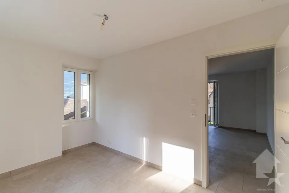 Bâtiment de trois appartements entièrement rénové avec goût – Foto 21 von 30