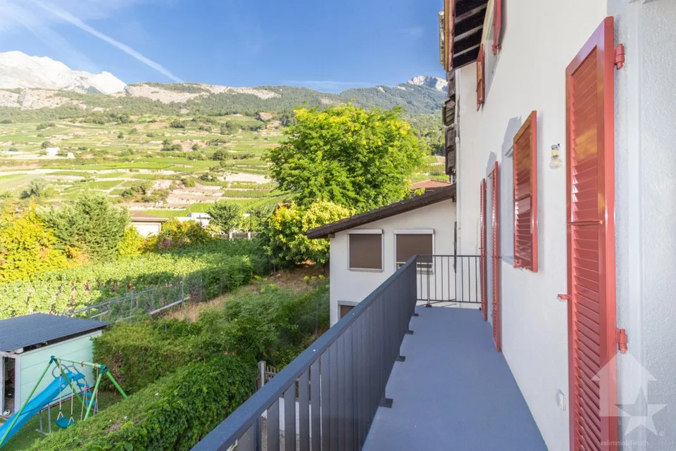 Bâtiment de trois appartements entièrement rénové avec goût – Foto 15 von 30