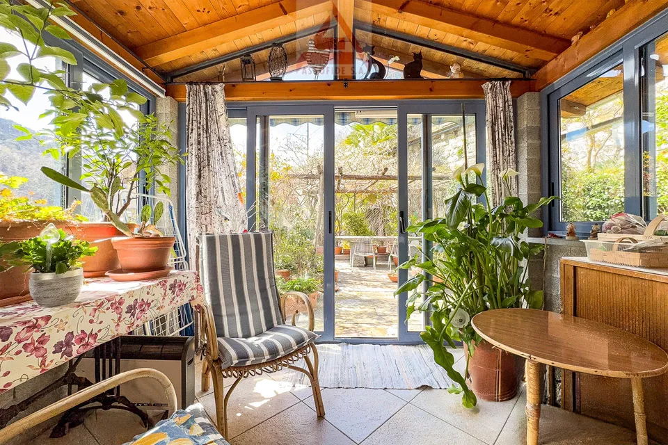 Die Wärme eines authentischen Zuhauses/Il calore di una casa autentica – foto 8 di 8