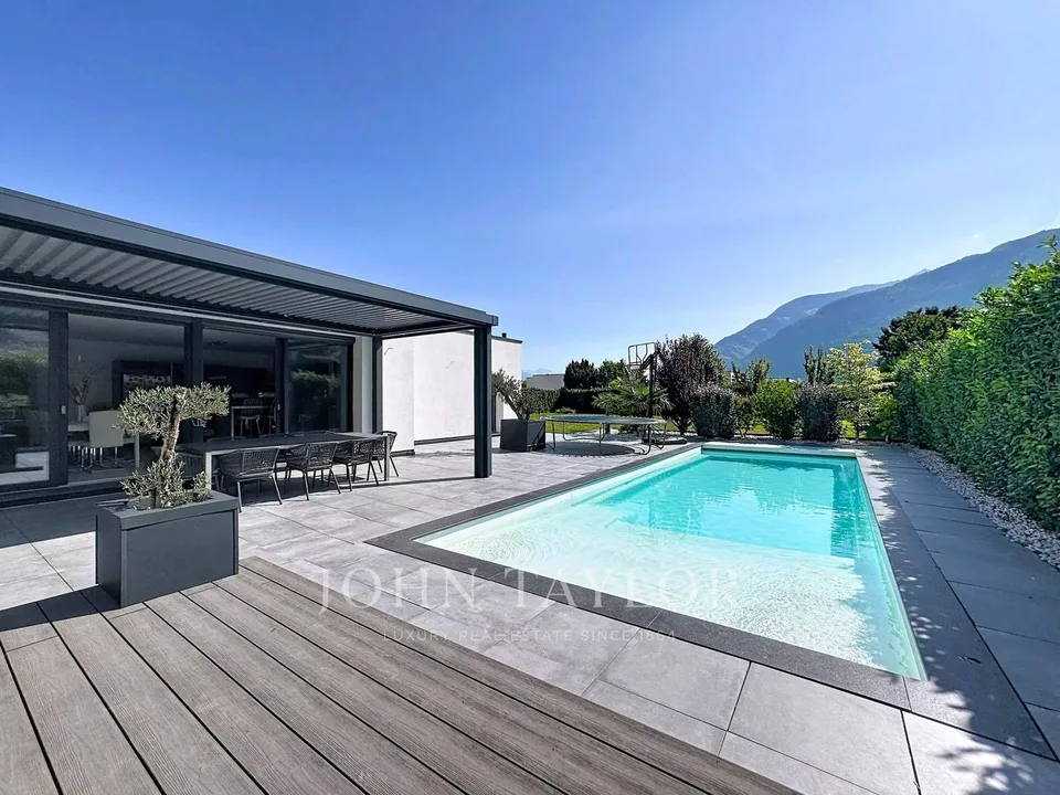 Villa contemporaine avec piscine à Saxon – foto 10 di 11