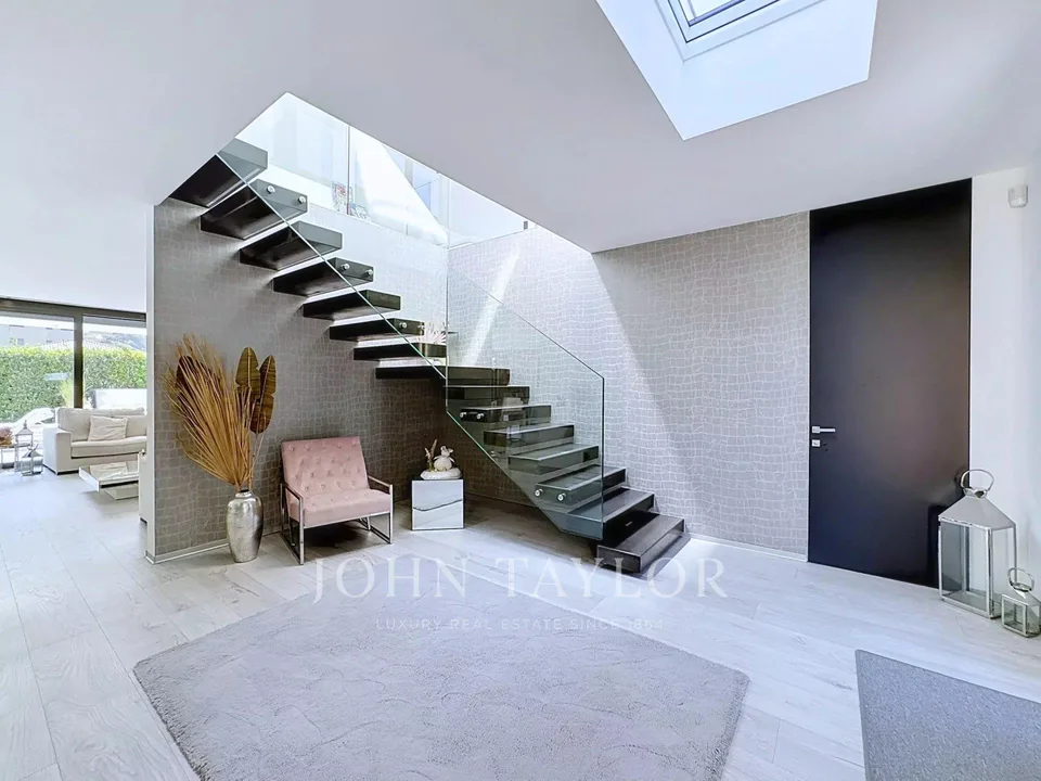 Villa contemporaine avec piscine à Saxon – foto 5 di 11