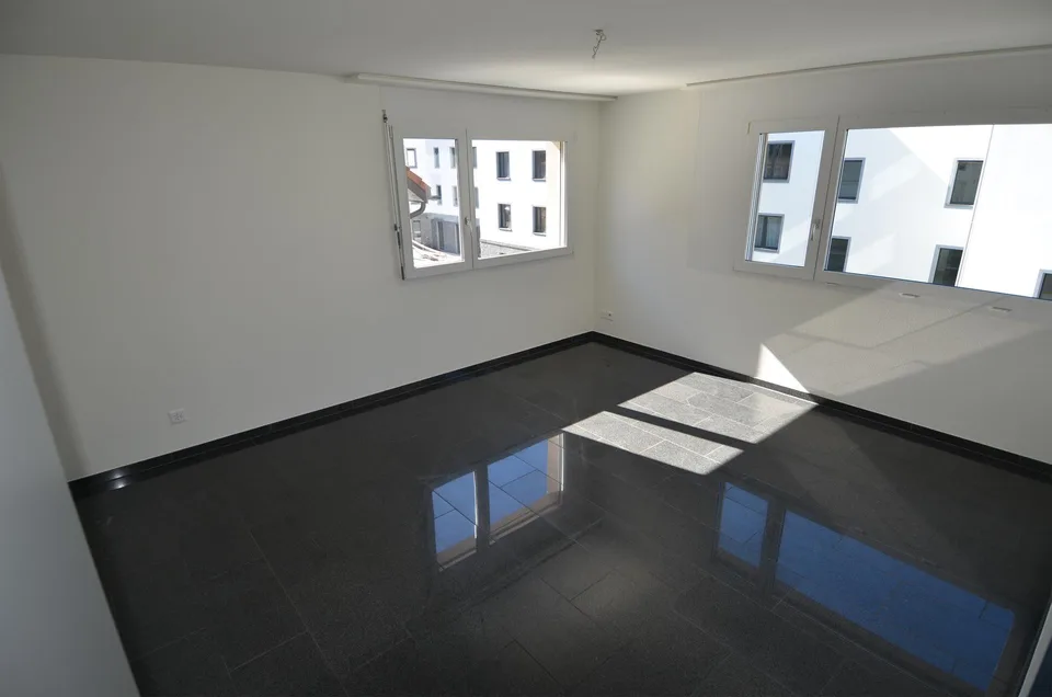 Exklusive 3.5 Zimmer Wohnung (W04)