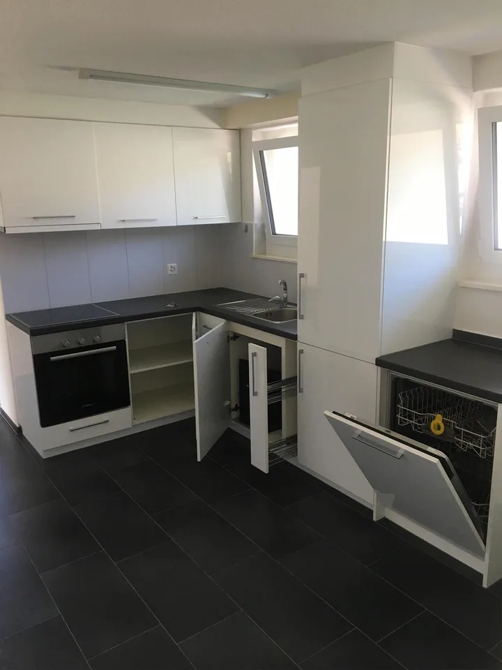 3 - Zimmerwohnung mit wunderschöner Aussicht in Neu St. Johann