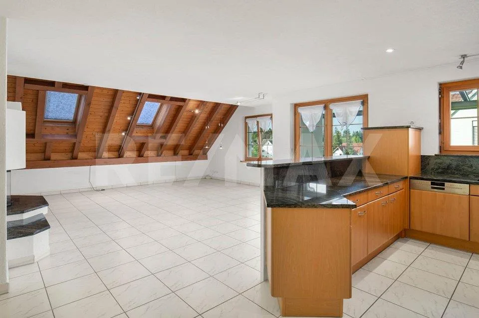 Spacious and with a beautiful view – photo 3 of 13