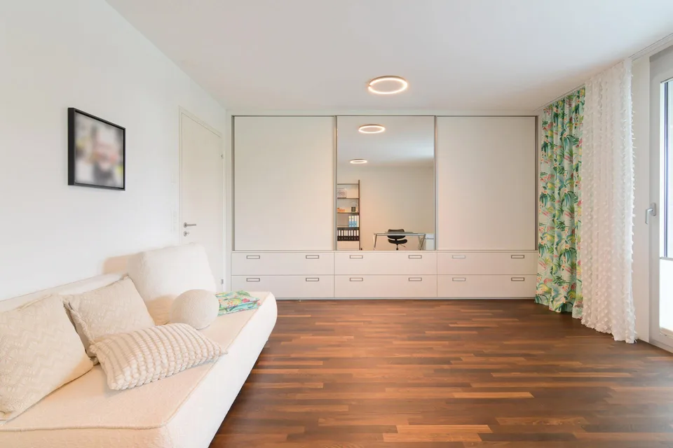 3.5 bis 5.5-Zimmer Eigentumswohnung mit Seesicht – Foto 8 von 23