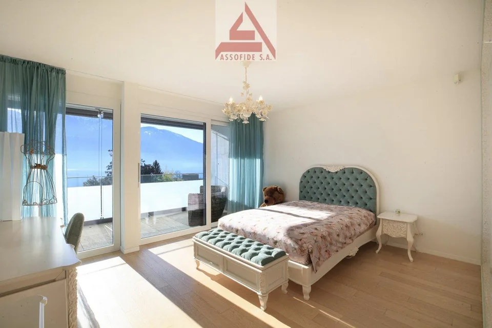 Luxuriöse Attika-Duplex-Wohnung / Lussuoso attico duplex – Foto 7 von 9