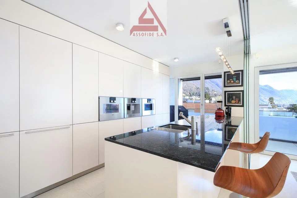 Luxuriöse Attika-Duplex-Wohnung / Lussuoso attico duplex – Foto 3 von 9