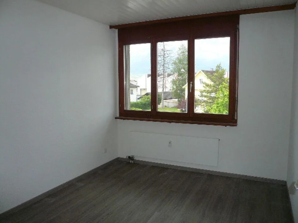 grosse 4½-Zimmer-Dachwohnung an guter Lage – Foto 8 von 12