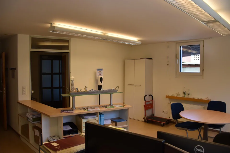 Helles Büro an zentraler Lage in Spreitenbach zu vermieten – Foto 4 von 7