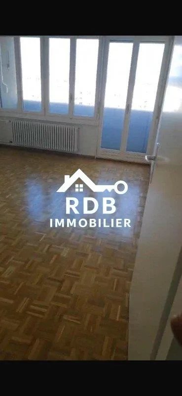 Appartement de 6 pièces au 8ème étage situé à Onex 1213